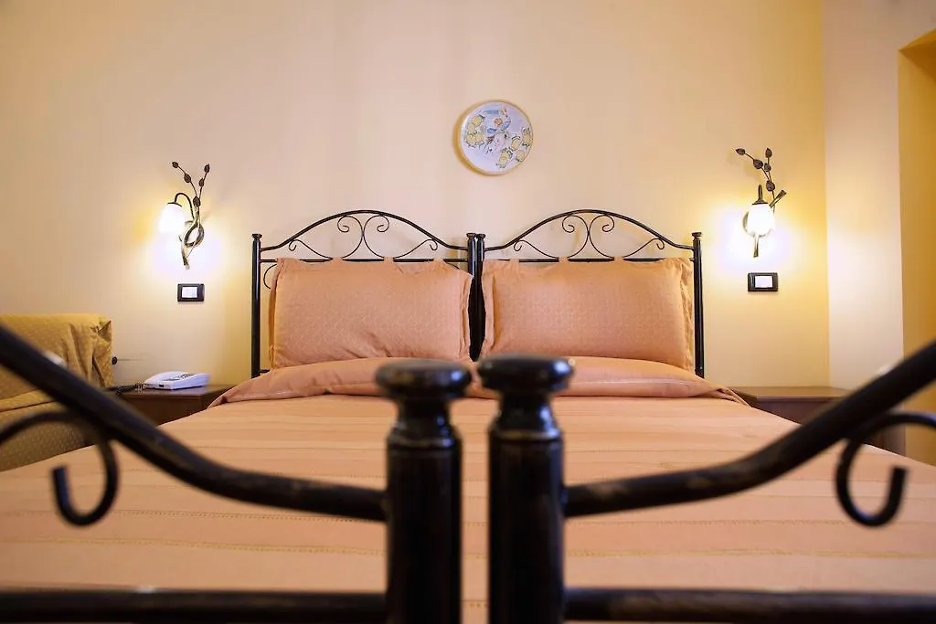 B&B Salotto Di Athena Agrigento 4*,  Italien